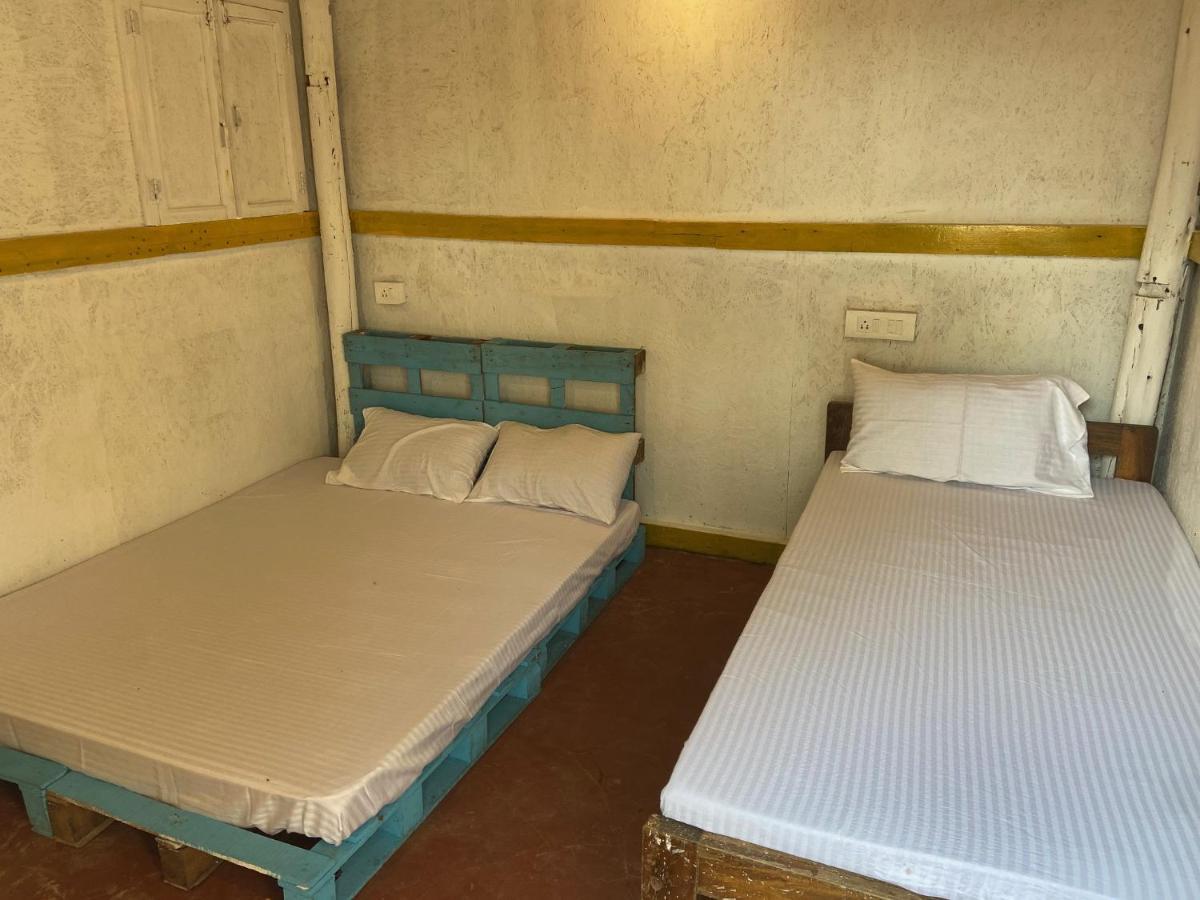 El Barrio Hostel Andzsuna Kültér fotó